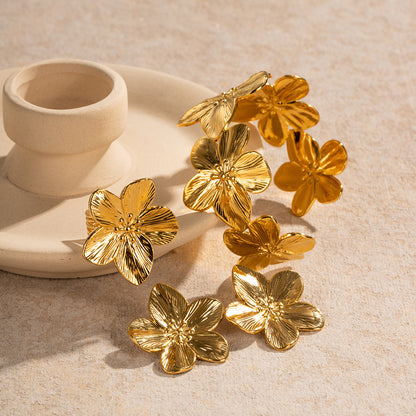 Golden Flower Ornament Suit Summer Beach Essential Special Interest Light Luxury Versatile Accessories New