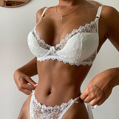 Temperament White Lace Sling Bra and Bow Panties