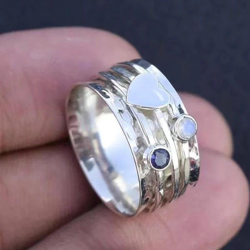 Soul Heart-dependent Diamond-embedded Rotatable Love Heart-shaped Ring