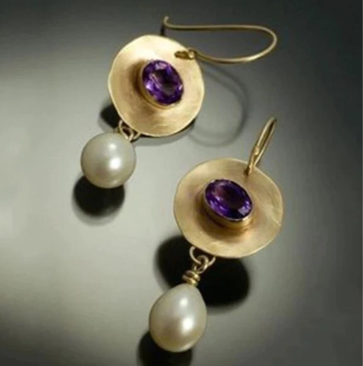 Retro Fashion Creative Design Round Mid-ancient Square Stud Earrings