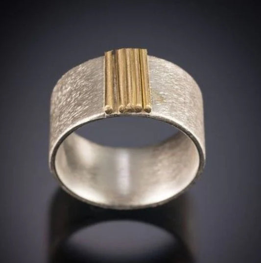 Women's Retro Simple And Exaggerated Ring