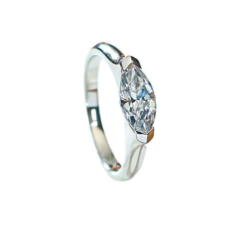 Design Couple New Simple Horse Eye Diamond Ring